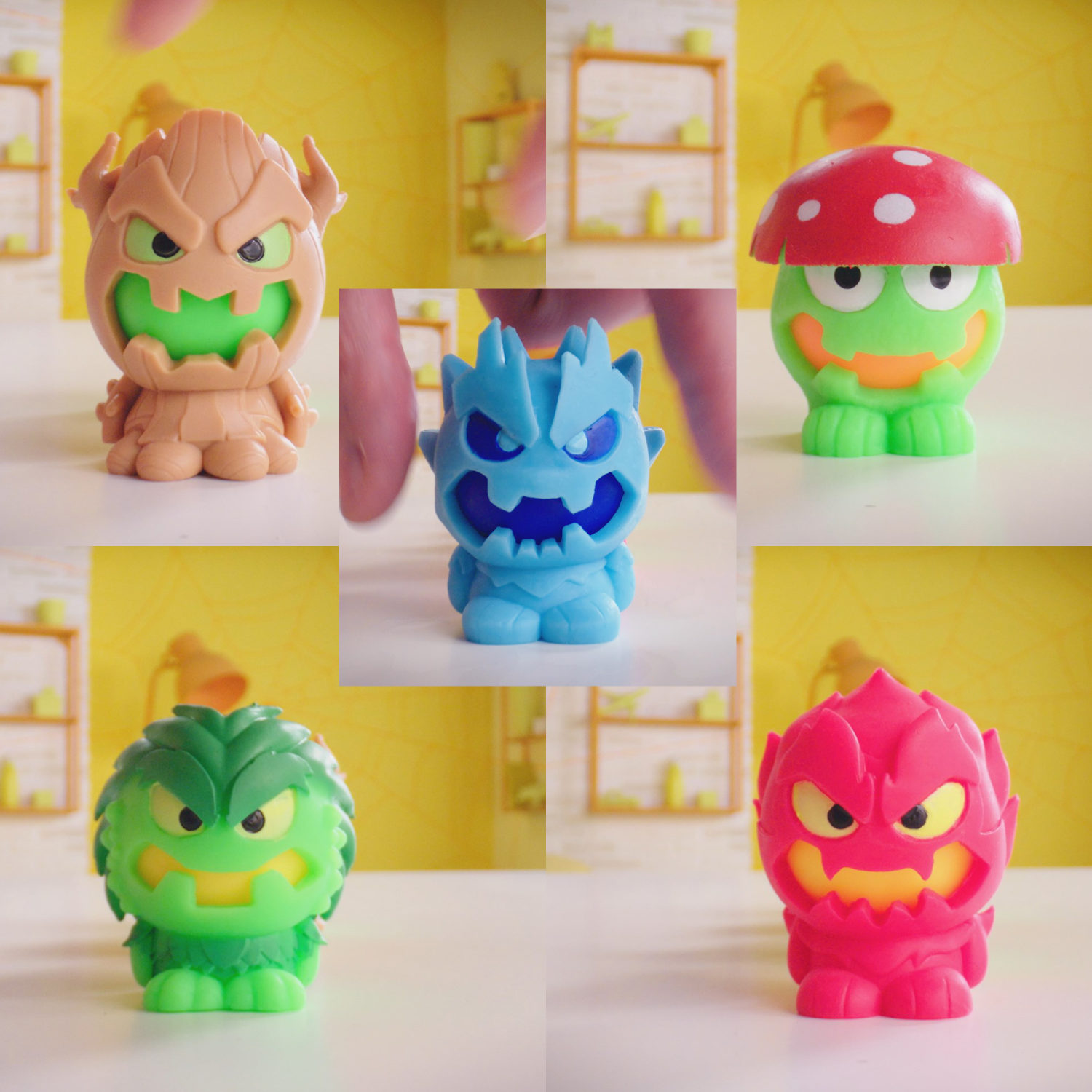 Игрушка-сюрприз 1TOY MONSTER BALL Крутой замес, антистресс, тянущиеся фигурки с шаром внутри, сквиши, 1 шт.