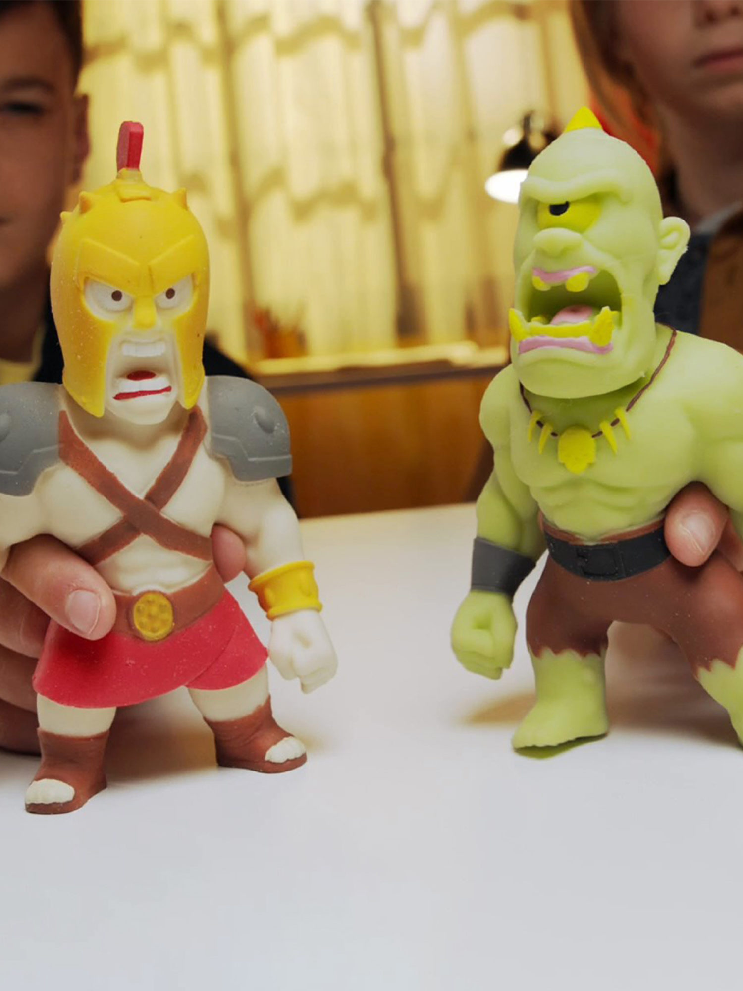 Тянущаяся фигурка 1TOY Monster Flex серия 4, Гладиатор, монстр тянучка, 15 см