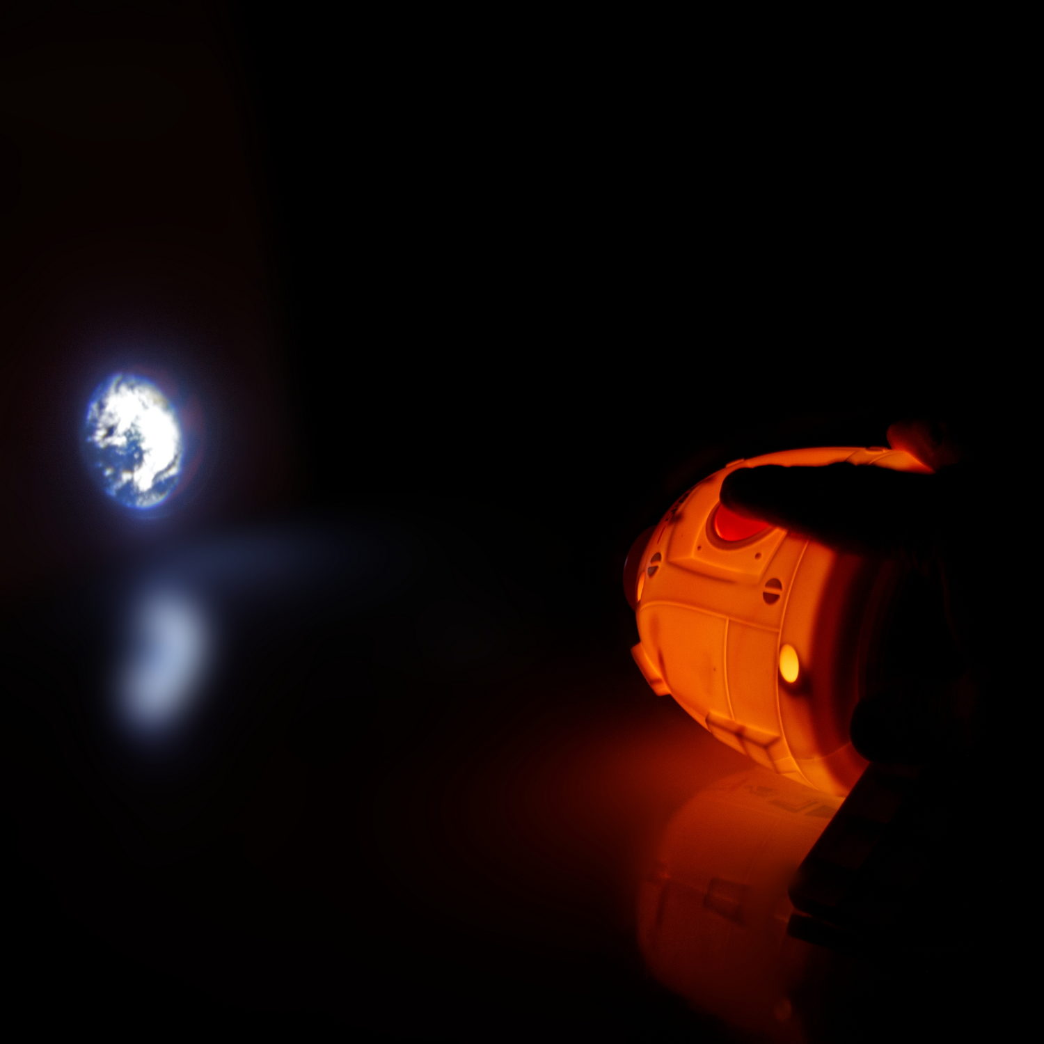 Игровой набор интерактивный 1TOY Space Team II 4-в-1: ракета, космическая станция, шаттл, планетоход, фигурки, световые и звуковые эффекты