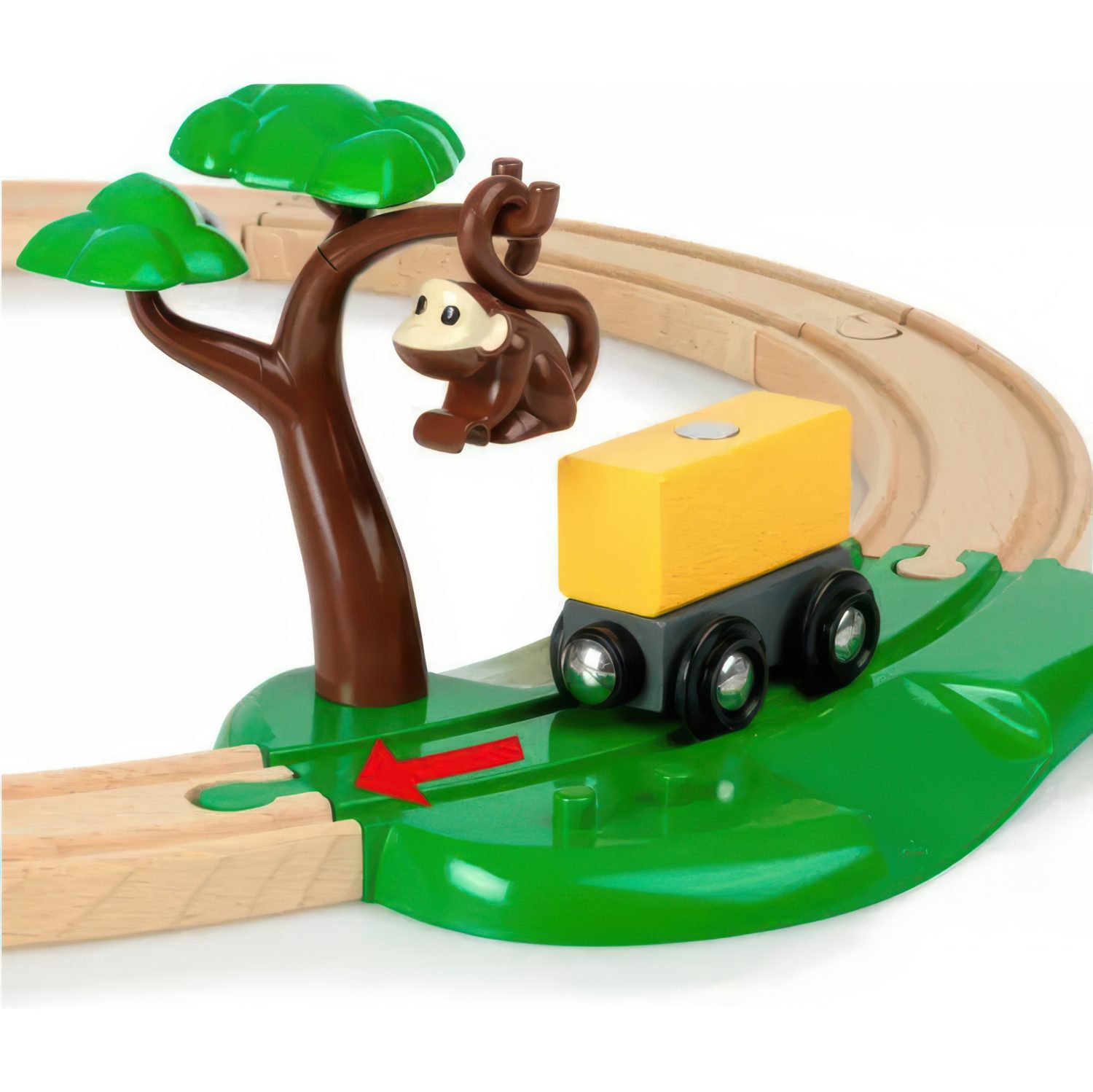 Деревянная железная дорога BRIO "Сафари", поезд детский на рельсах - паровозик на магнитах, 17 элементов